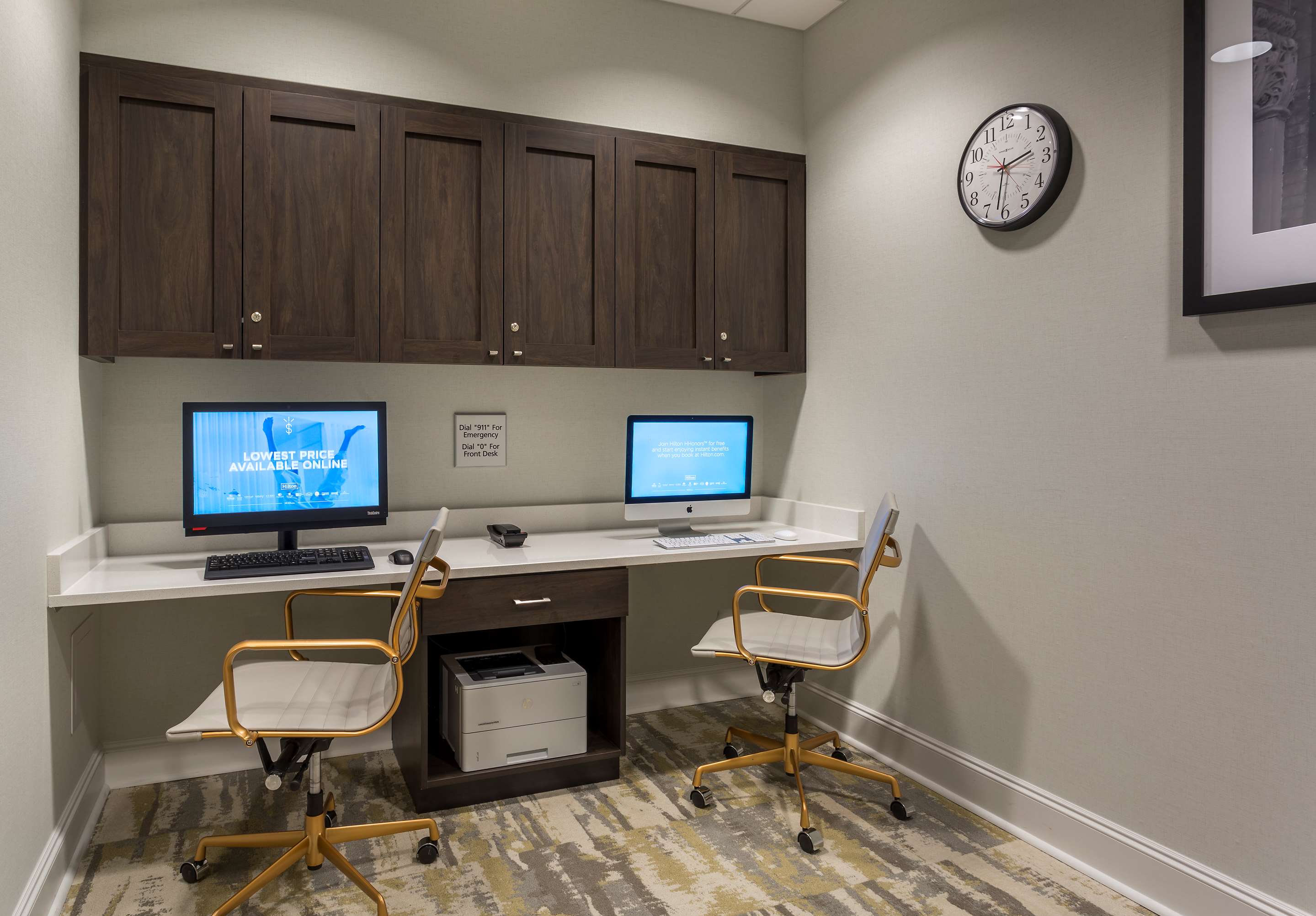 Business Center | Hampton Inn & Suites Newport/Cincinnati