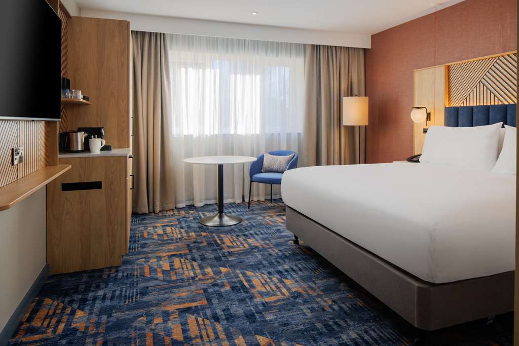 Doubletree by Hilton Hotel Coventry - Tap to explore photos