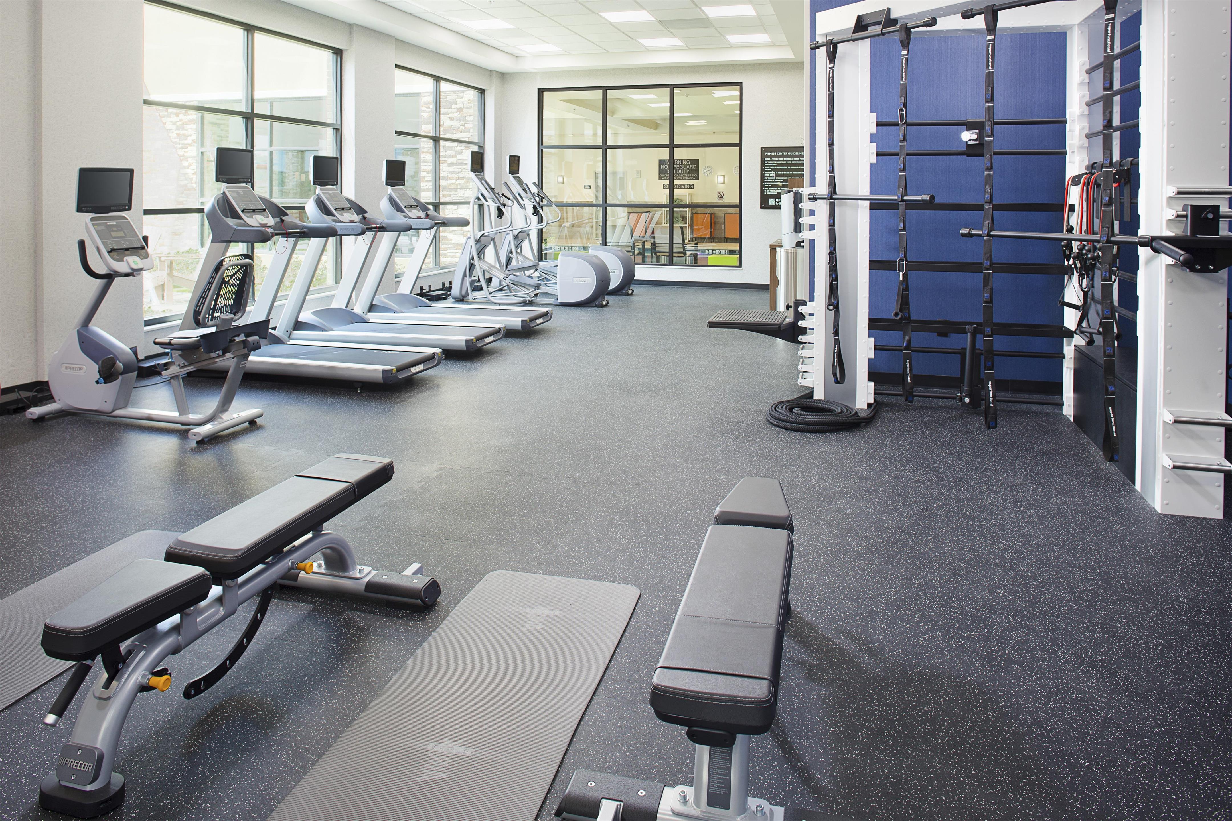 Health club fitness center gym | Hilton Garden Inn Dallas/Arlington South