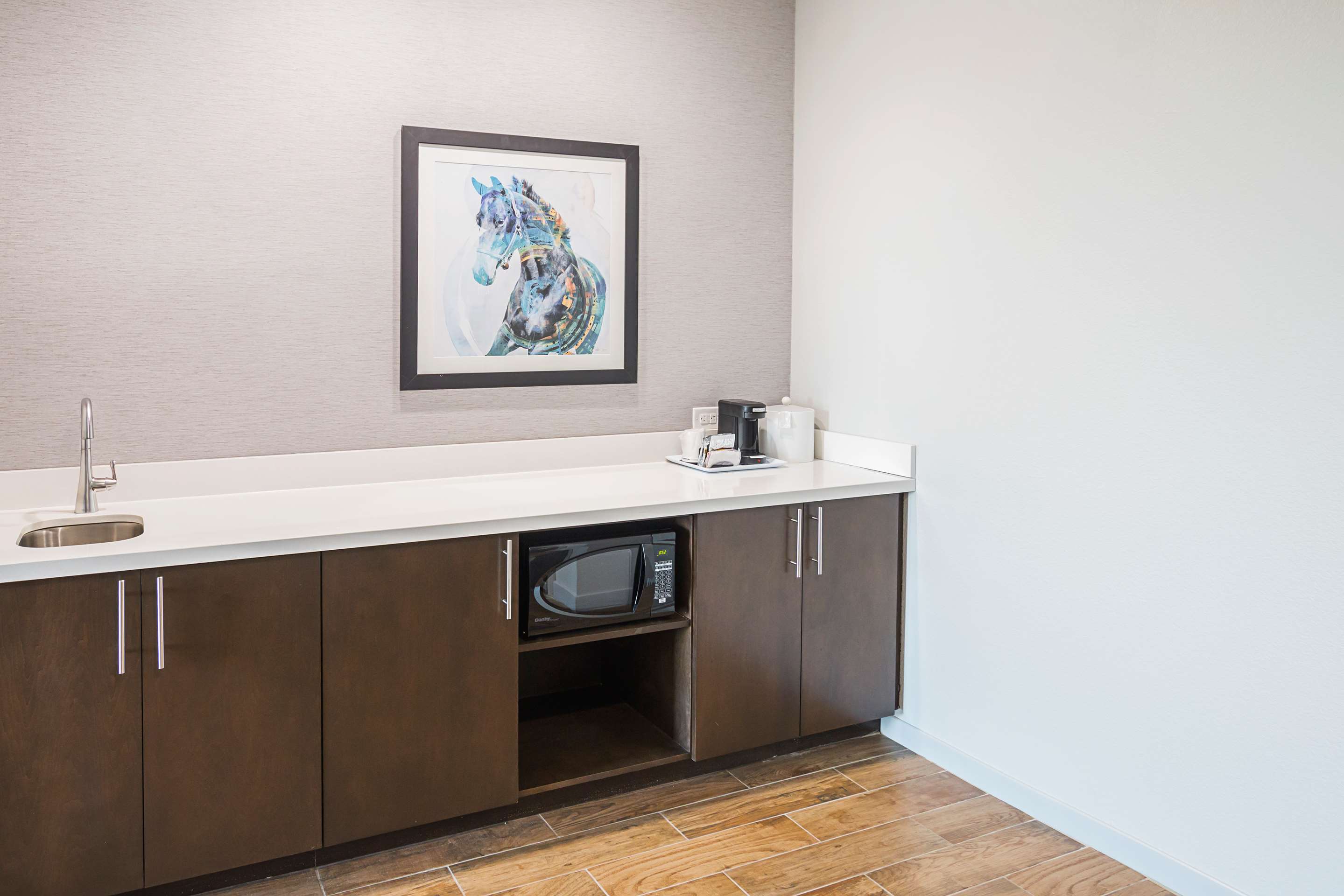 Guest room