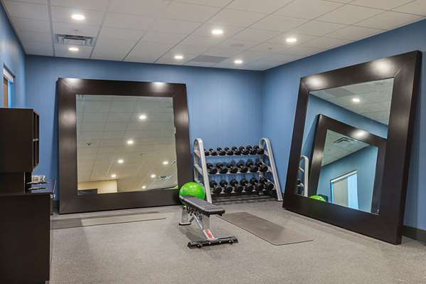 Fitness/ Exercise Room - Hampton Inn & Suites DFW Airport West Colleyville