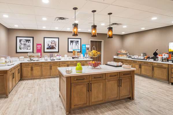 Amenities - Hampton Inn & Suites DFW Airport West Colleyville