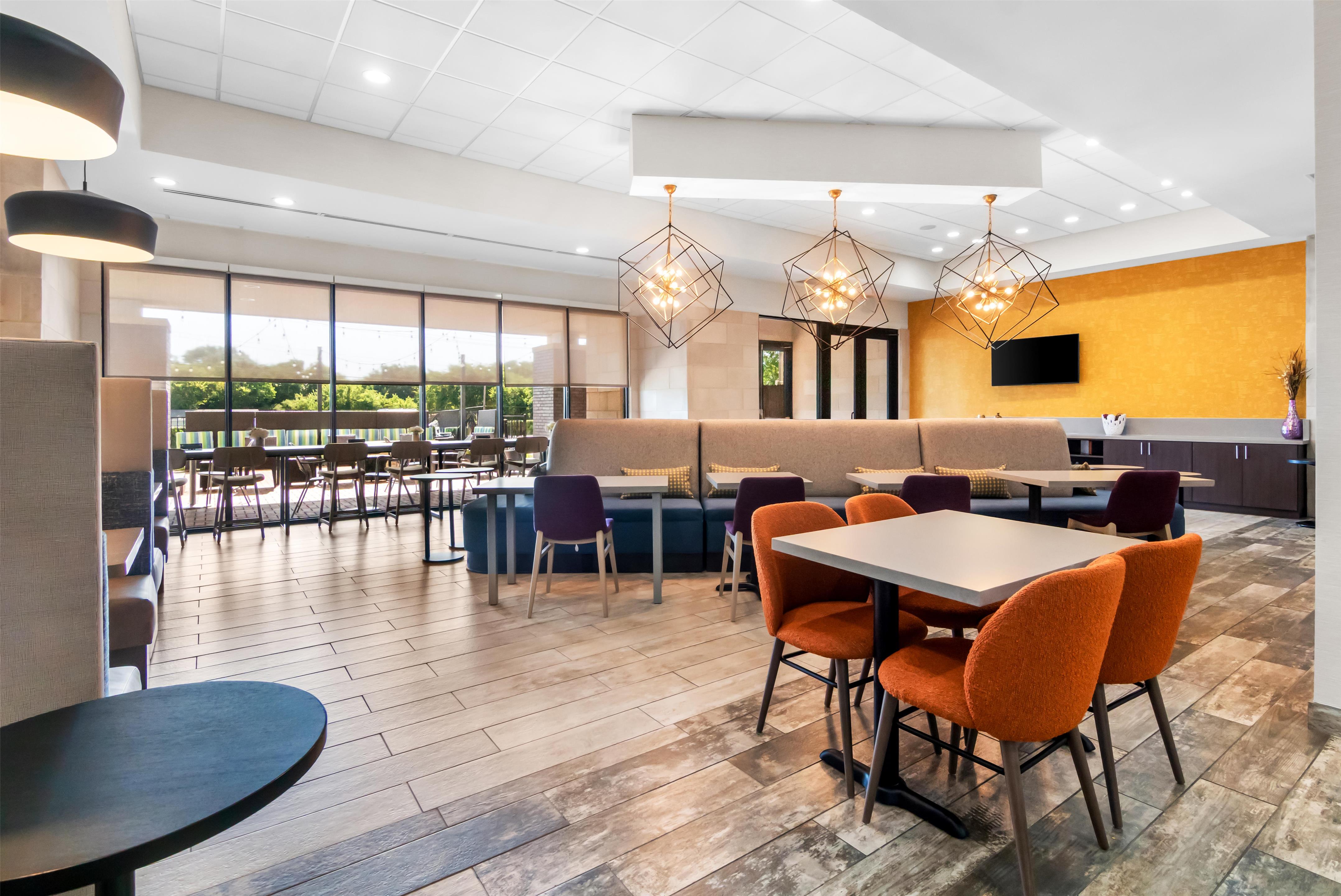 Lobby | Home2 Suites by Hilton Dallas Grand Prairie