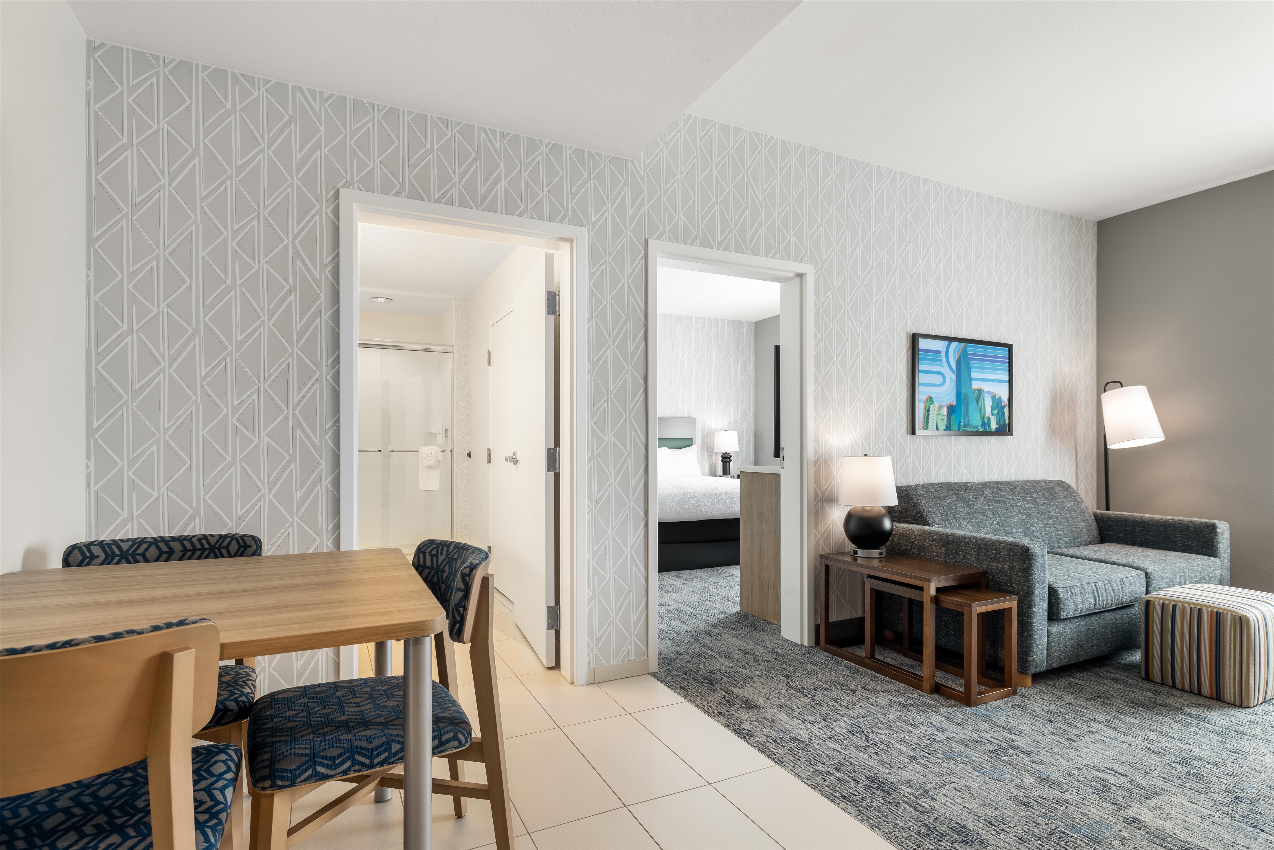 Guest room