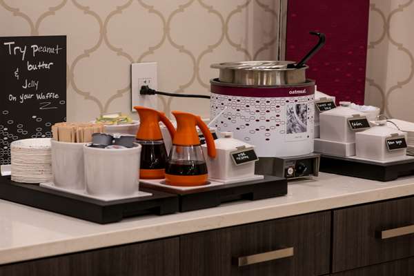 Restaurant - Hampton Inn & Suites The Colony