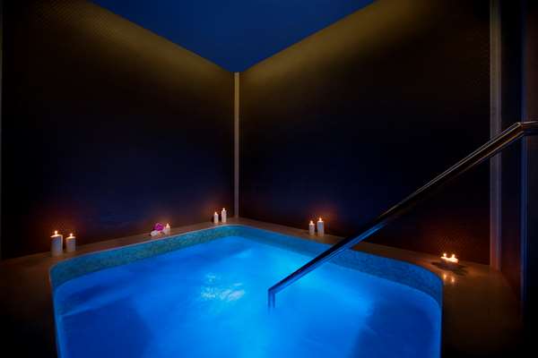 AlRayyan Hotel Doha, Curio Collection by Hilton 34