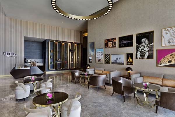 AlRayyan Hotel Doha, Curio Collection by Hilton 1