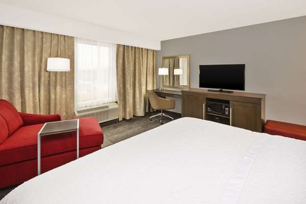  - Hampton Inn Dearborn