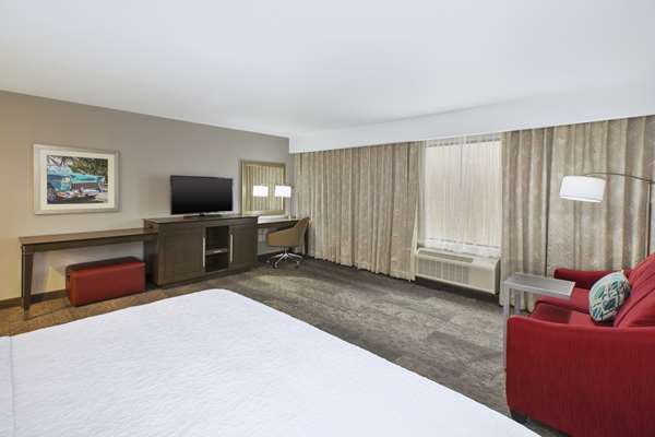  - Hampton Inn Dearborn