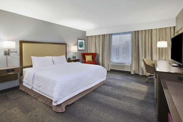  - Hampton Inn Dearborn