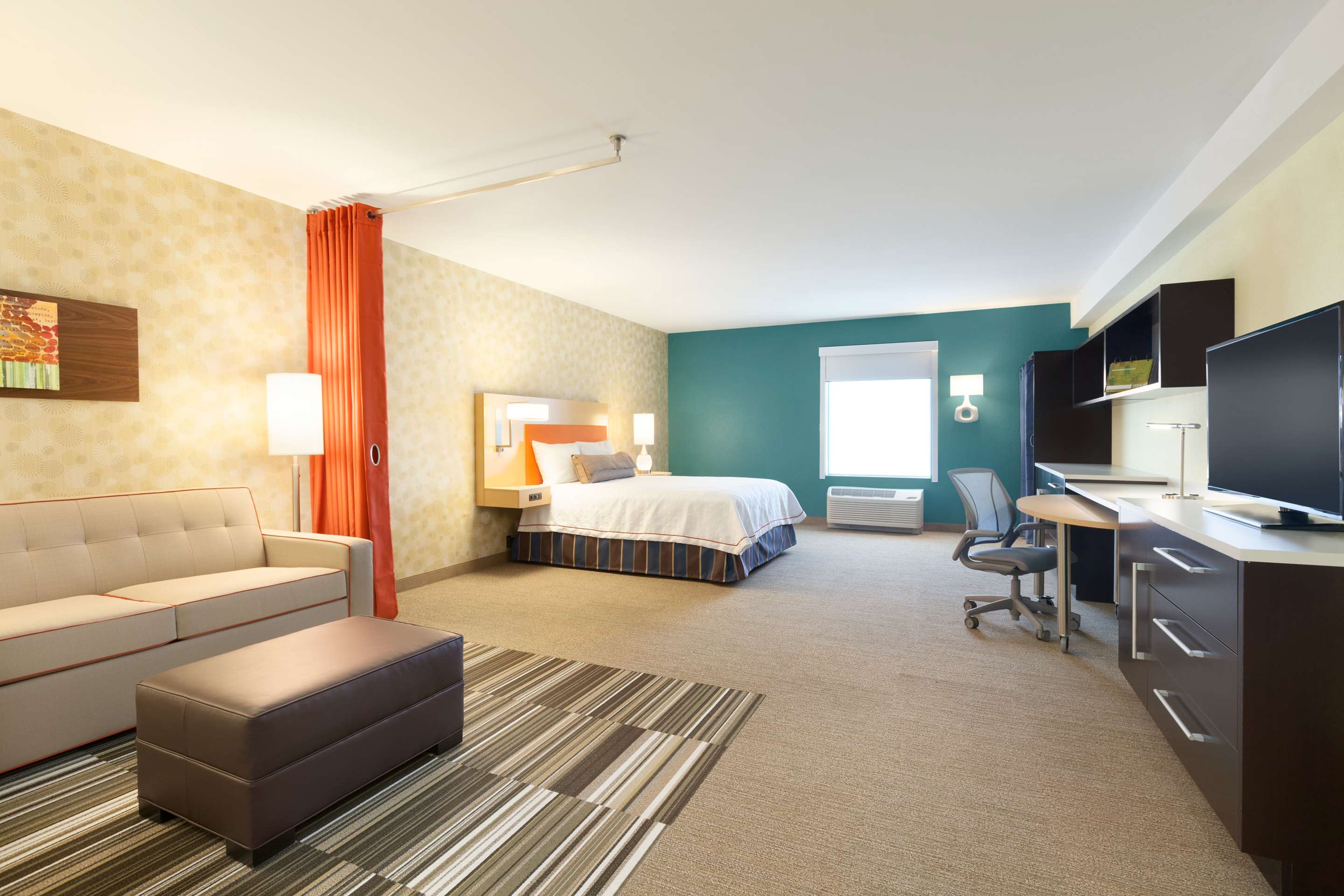 Guest room