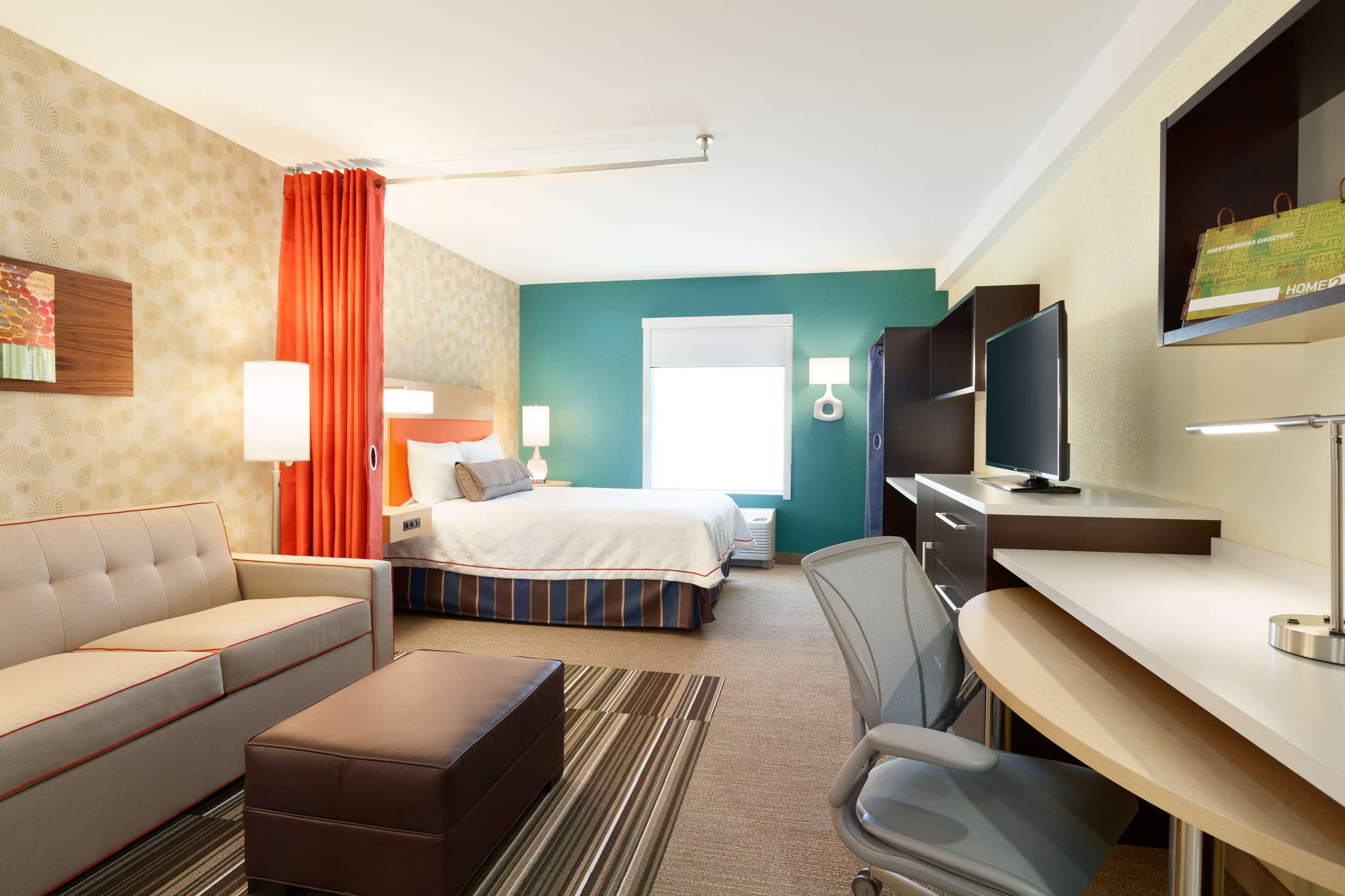 Guest room