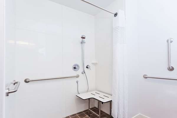  - Hampton Inn Eufaula