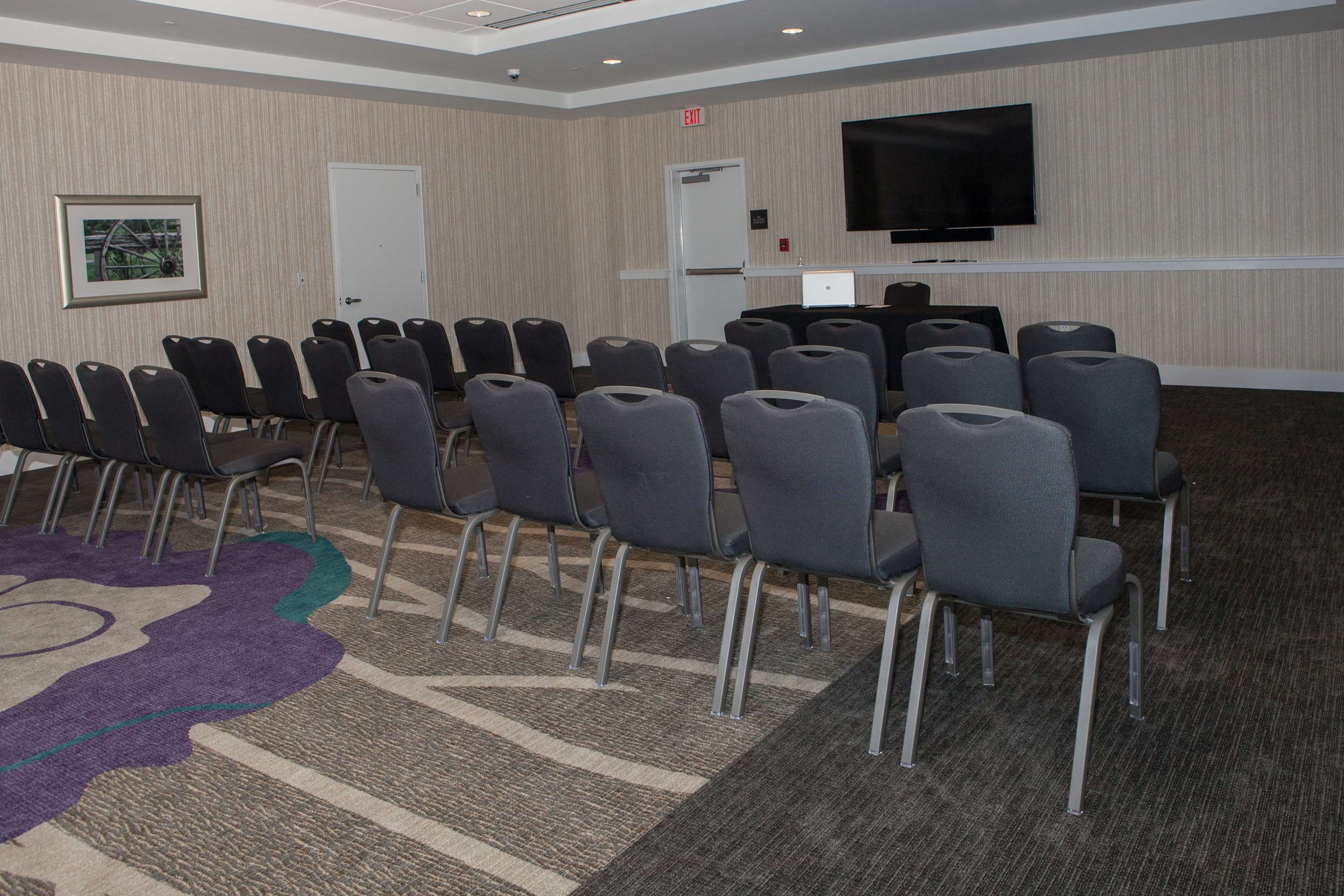 Meeting Room | Hilton Garden Inn Springfield