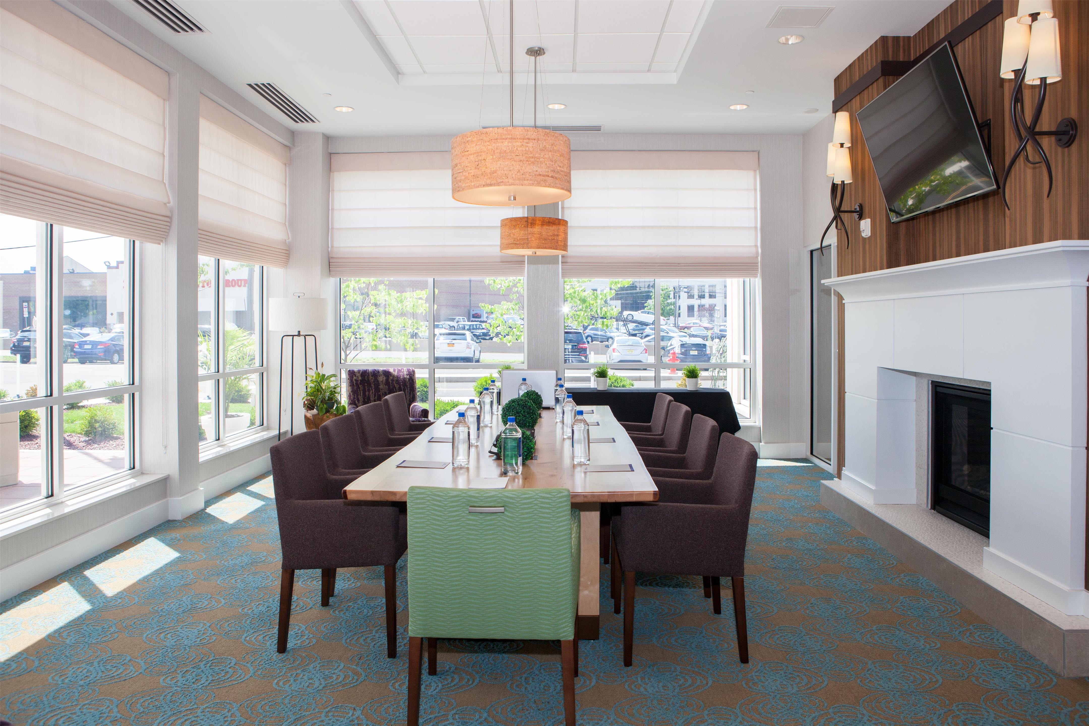 Meeting Room | Hilton Garden Inn Springfield