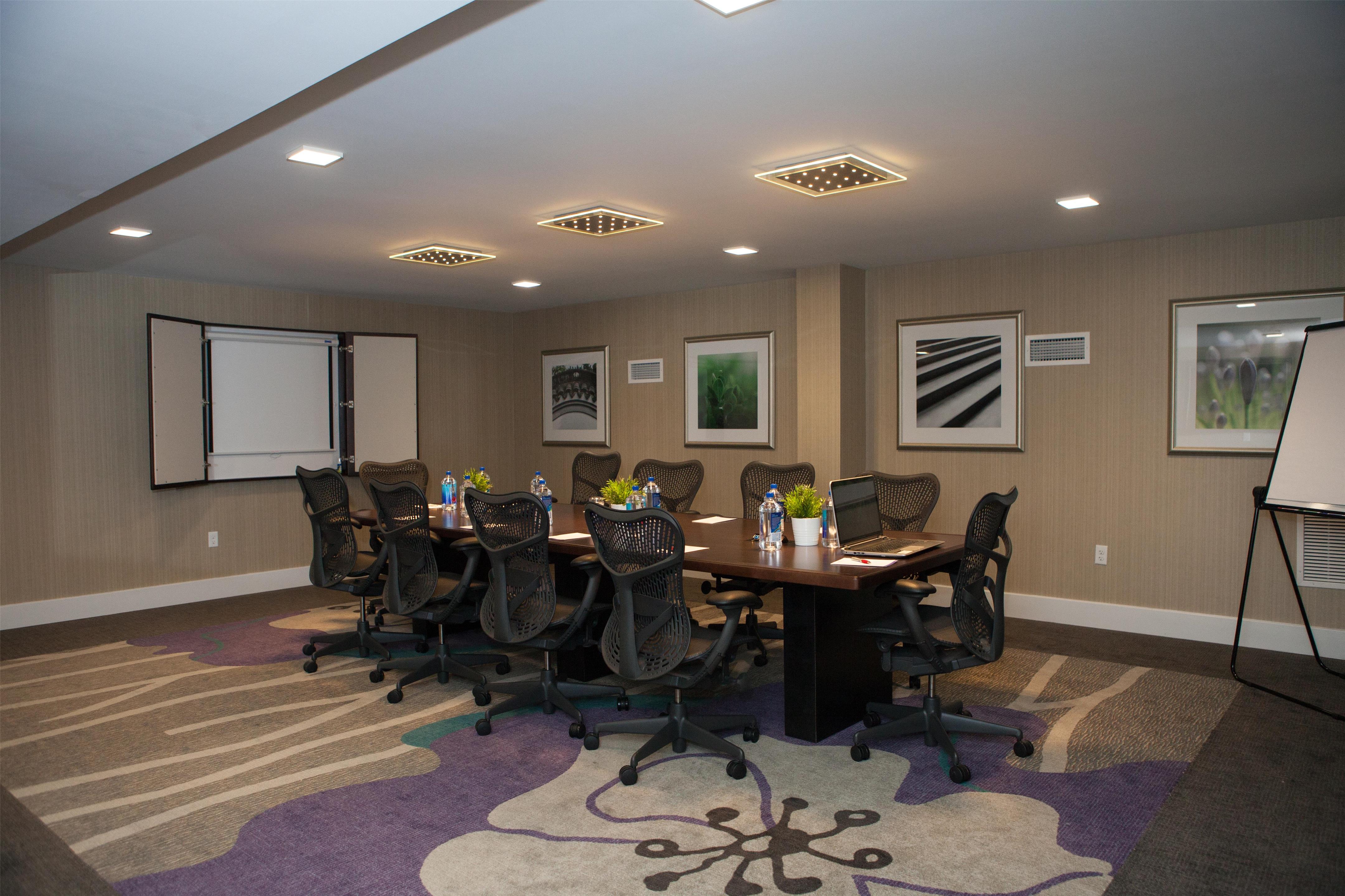 Meeting Room | Hilton Garden Inn Springfield