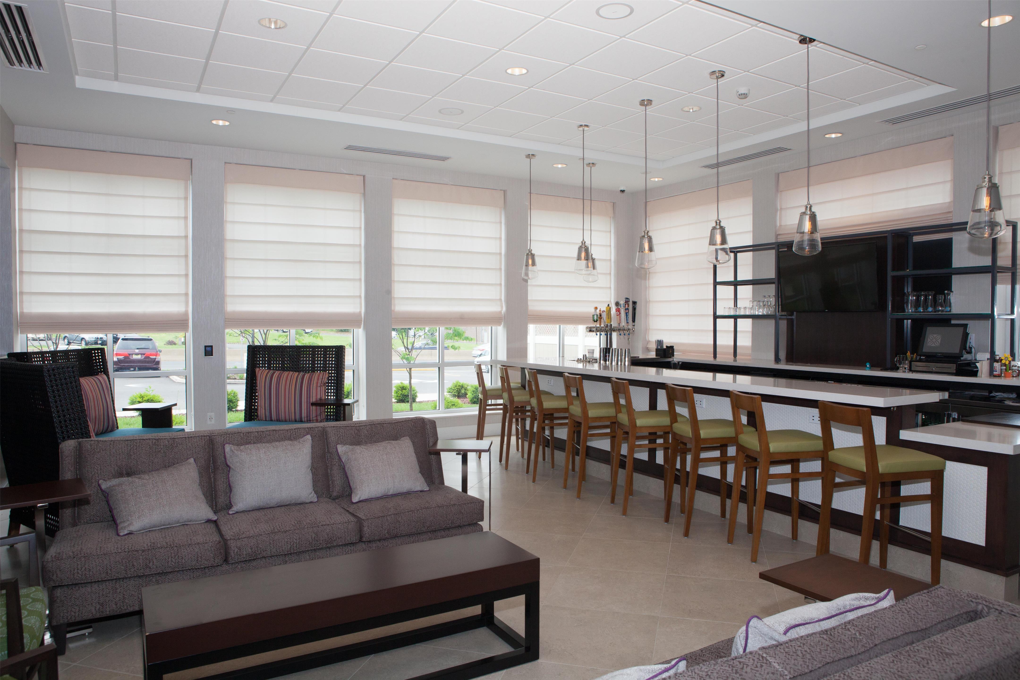 BarLounge | Hilton Garden Inn Springfield