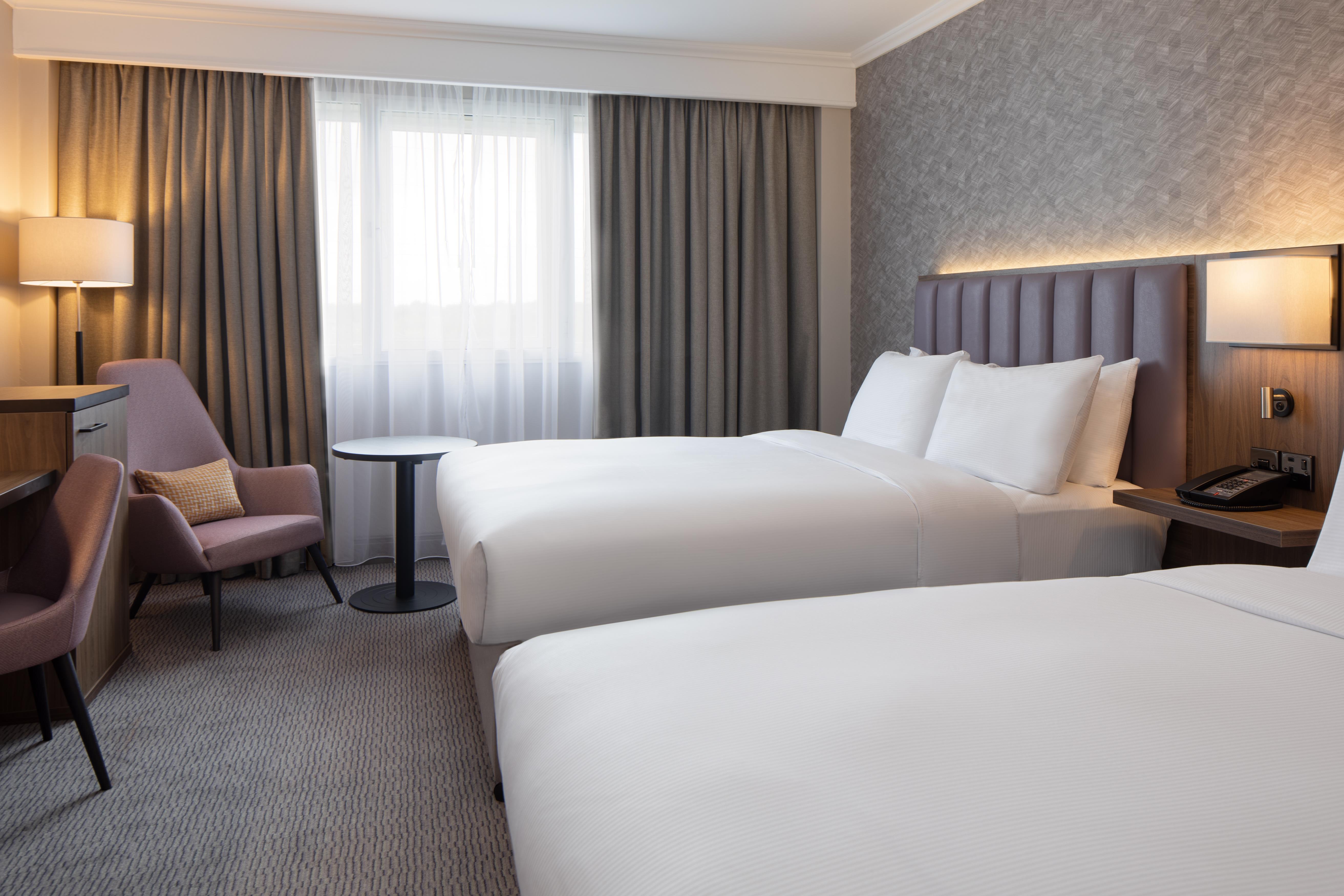 DoubleTree by Hilton Hotel Dartford Bridge - Tap to explore photos