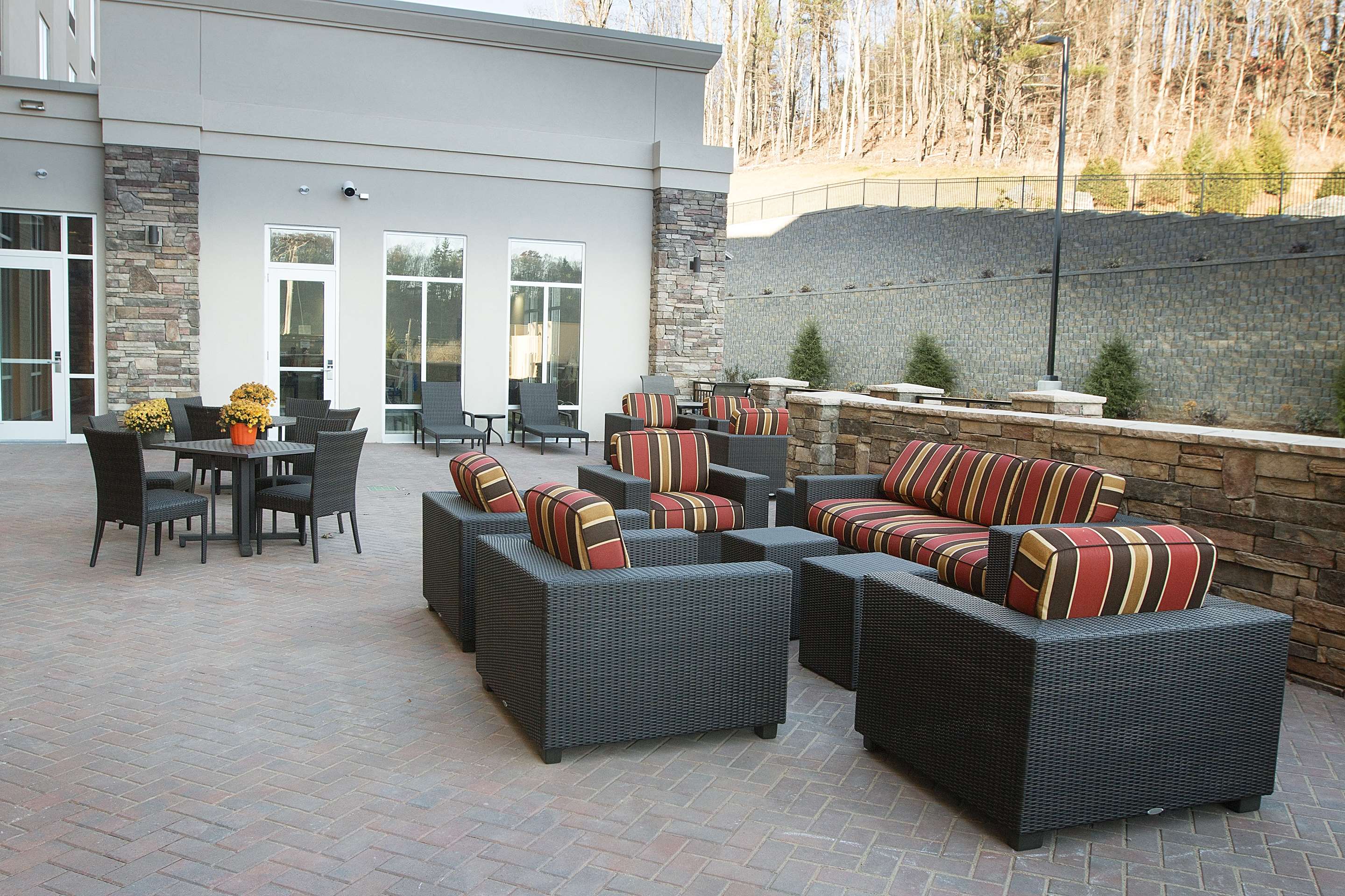 Exterior | Hampton Inn & Suites Boone