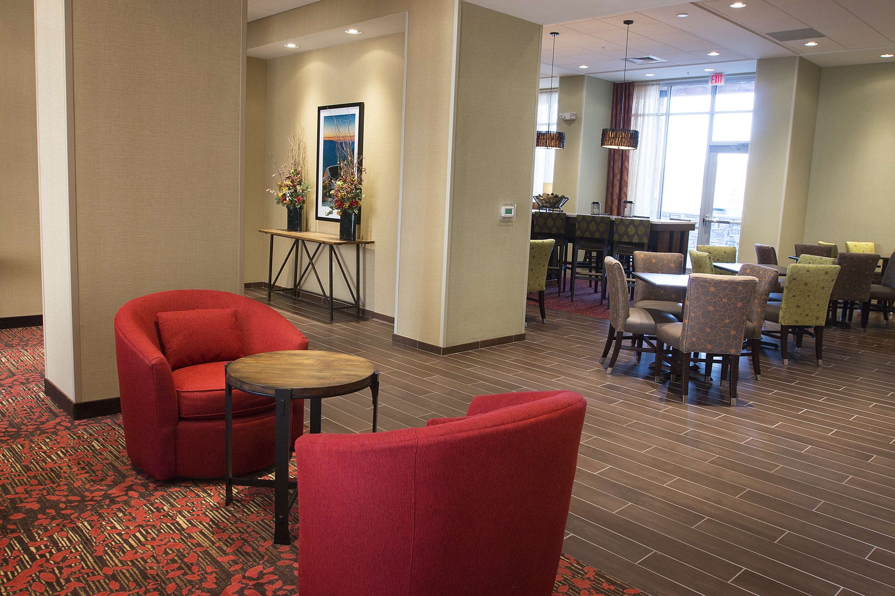 Reception | Hampton Inn & Suites Boone