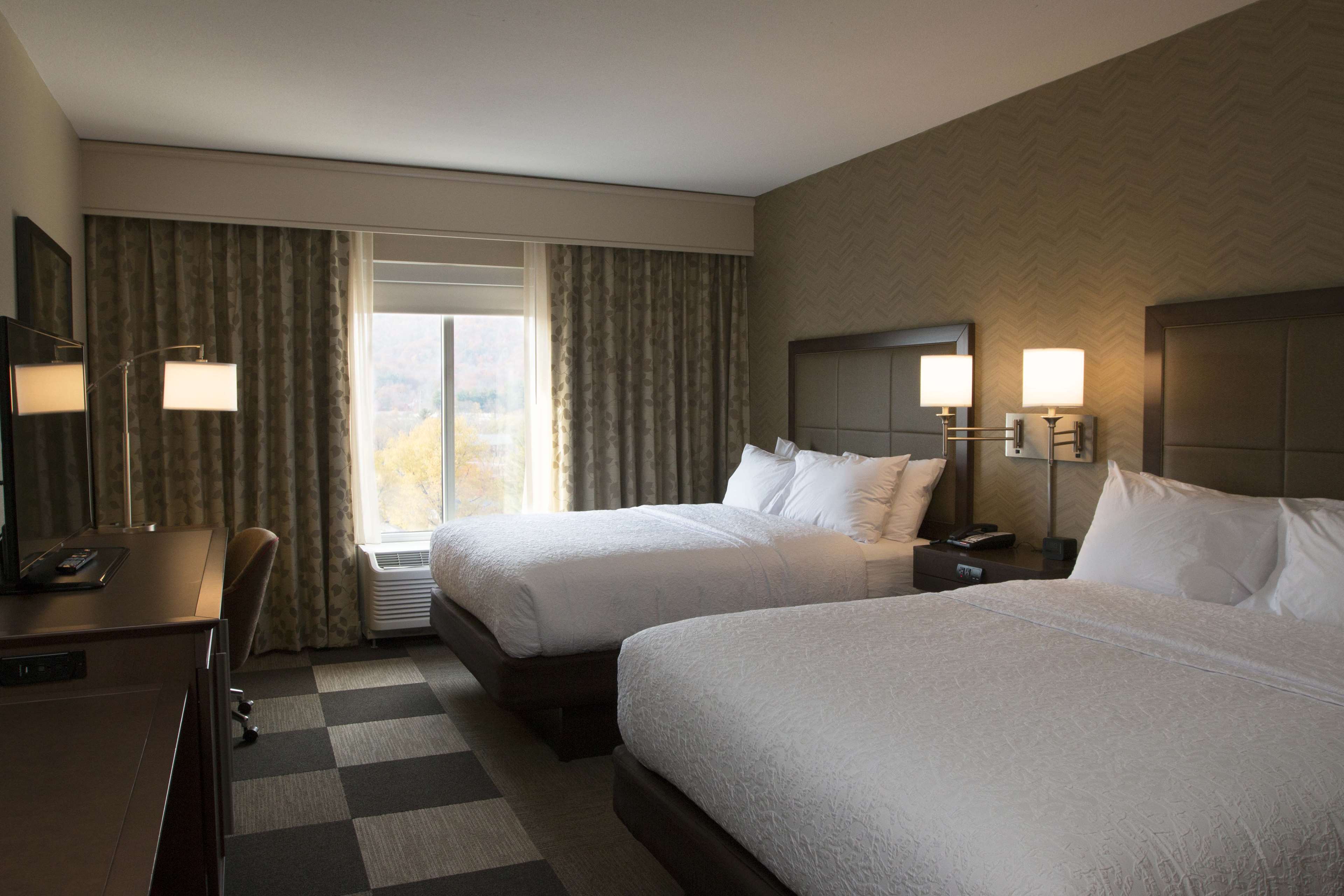 Hampton Inn & Suites by Hilton Boone Room Type - 2 QNS HEARING ACC NOSMOK