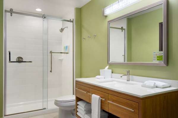  - Home2 Suites by Hilton Stafford - I-69, Exit 112 & 113