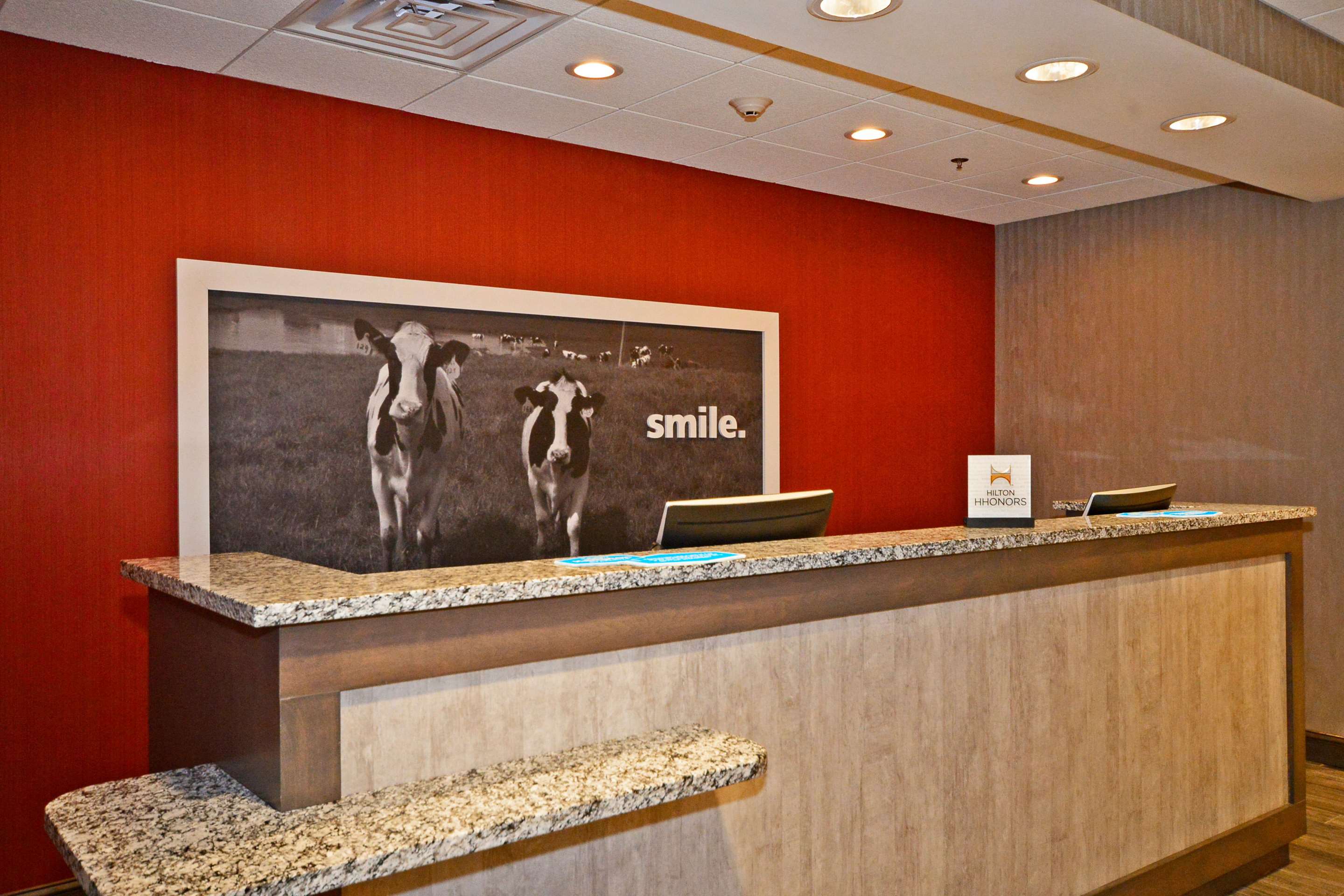 Reception | Hampton Inn Pulaski