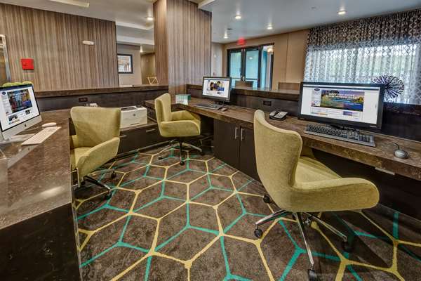Conference Area - Hampton Inn & Suites Hendersonville