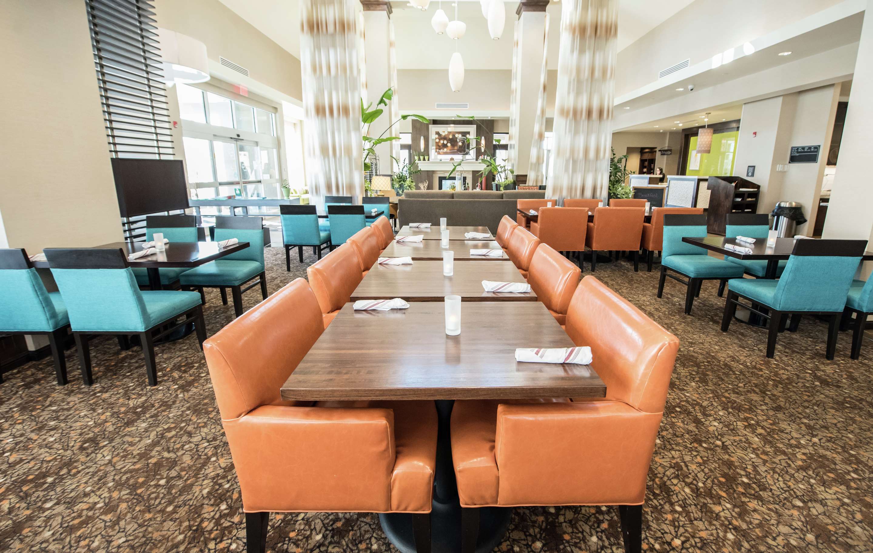 Breakfast Area | Hilton Garden Inn Indiana at IUP