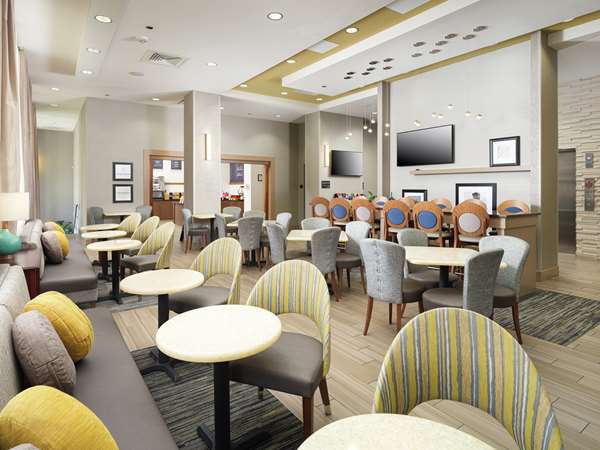 Restaurant - Hampton Inn Downtown Wilmington