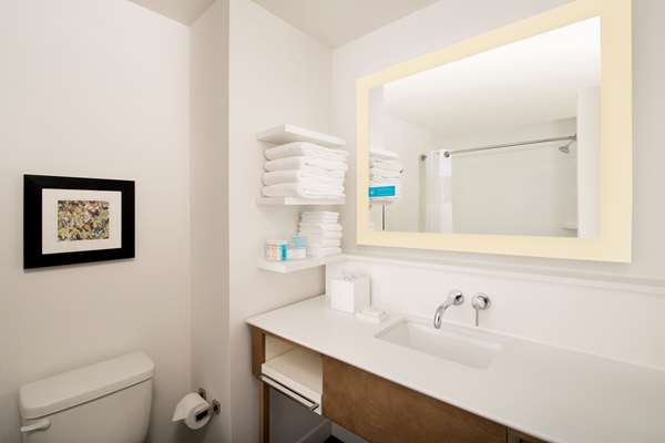  - Hampton Inn Downtown Wilmington