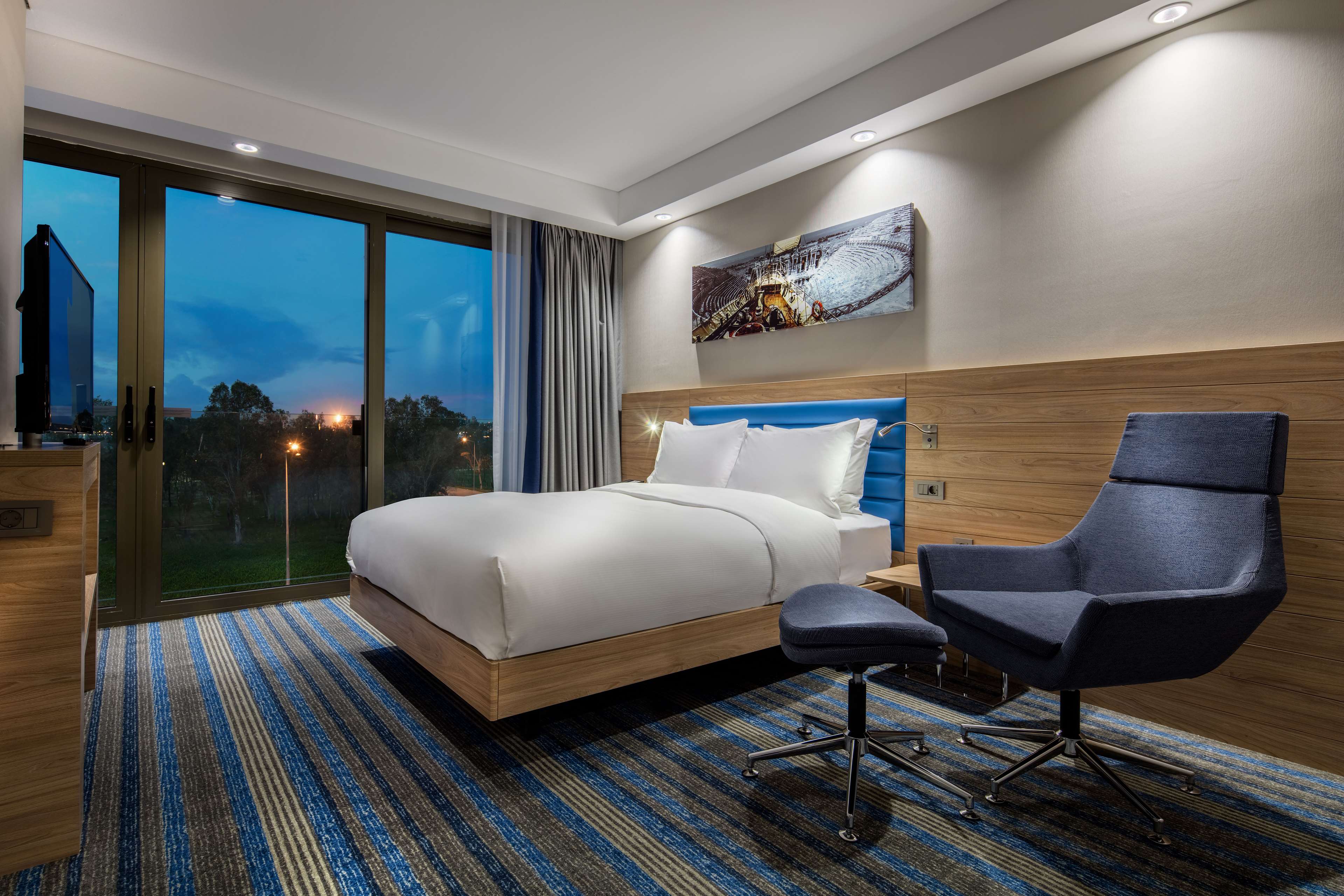 Hampton by Hilton Izmir Aliaga Room Type - QUEEN ROOM NON SMOKING