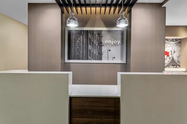  - Hampton Inn & Suites Hollywood