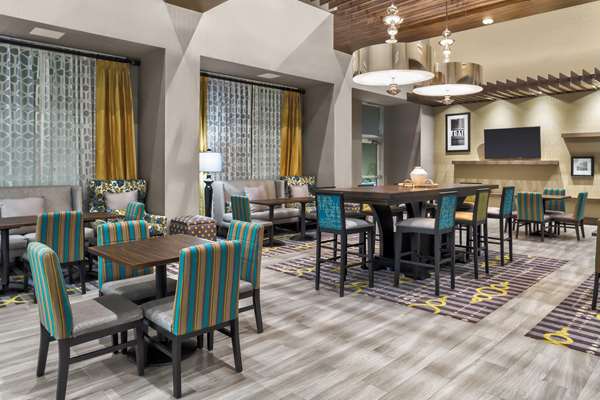 Restaurant - Hampton Inn & Suites Hollywood