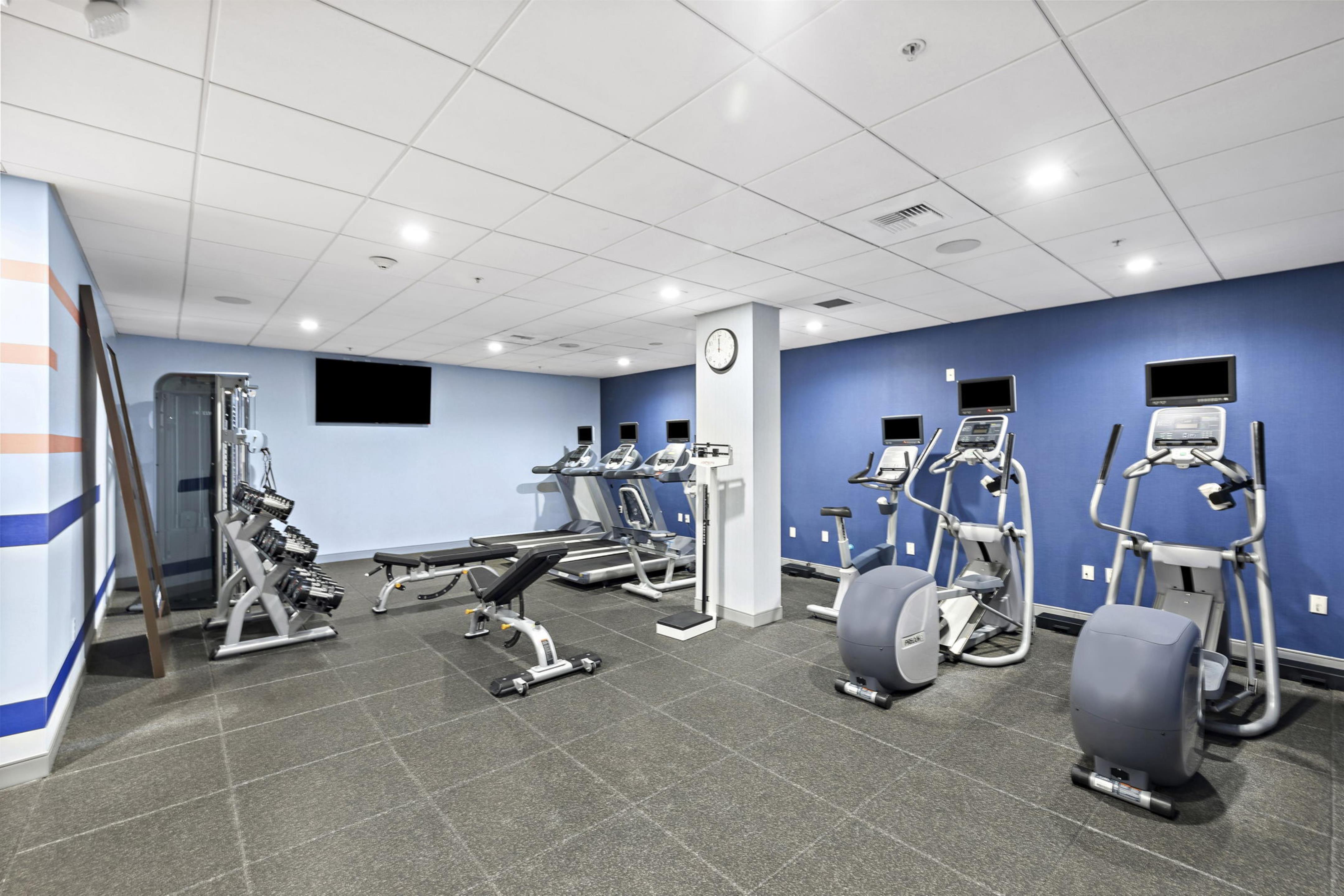 Health club fitness center gym | Hampton Inn & Suites Los Angeles/Hollywood