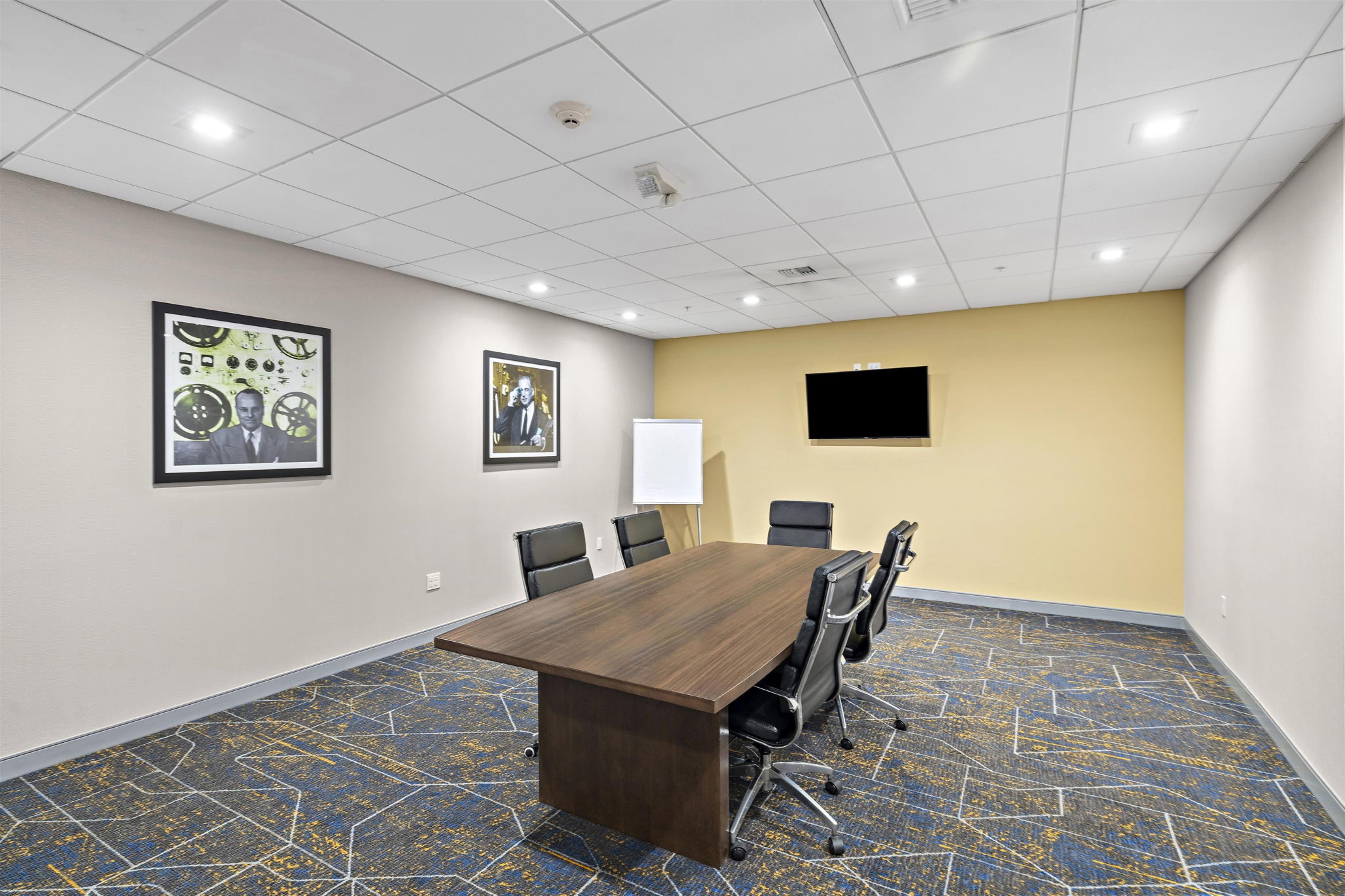 Meeting Room | Hampton Inn & Suites Los Angeles/Hollywood