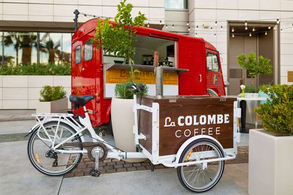 Restaurant - Waldorf Astoria Hotel Beverly Hills