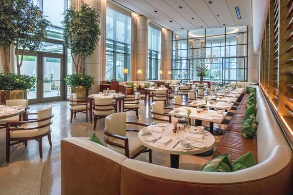 Restaurant - Waldorf Astoria Hotel Beverly Hills