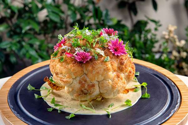 Restaurant - Waldorf Astoria Hotel Beverly Hills