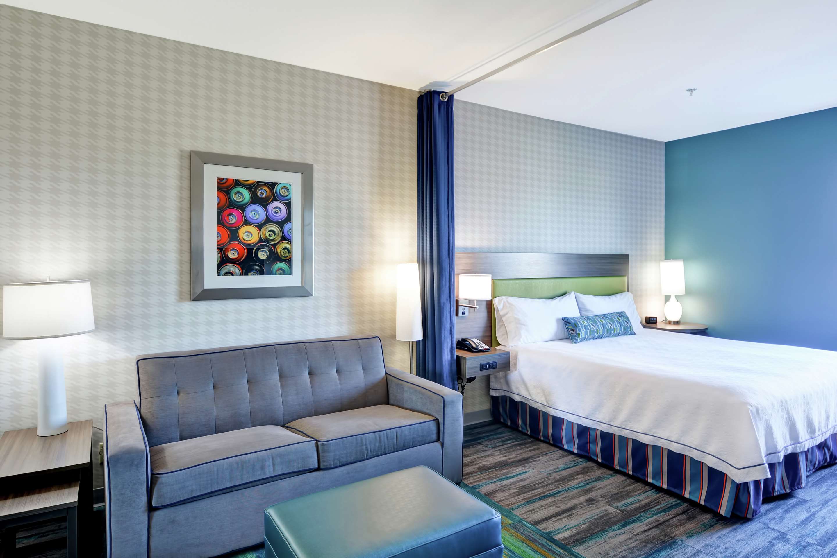 Guest room