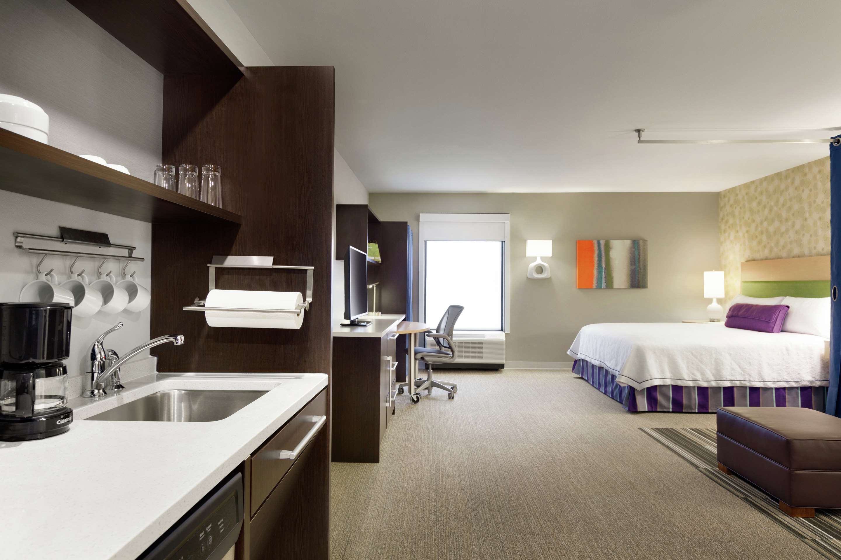 Guest room