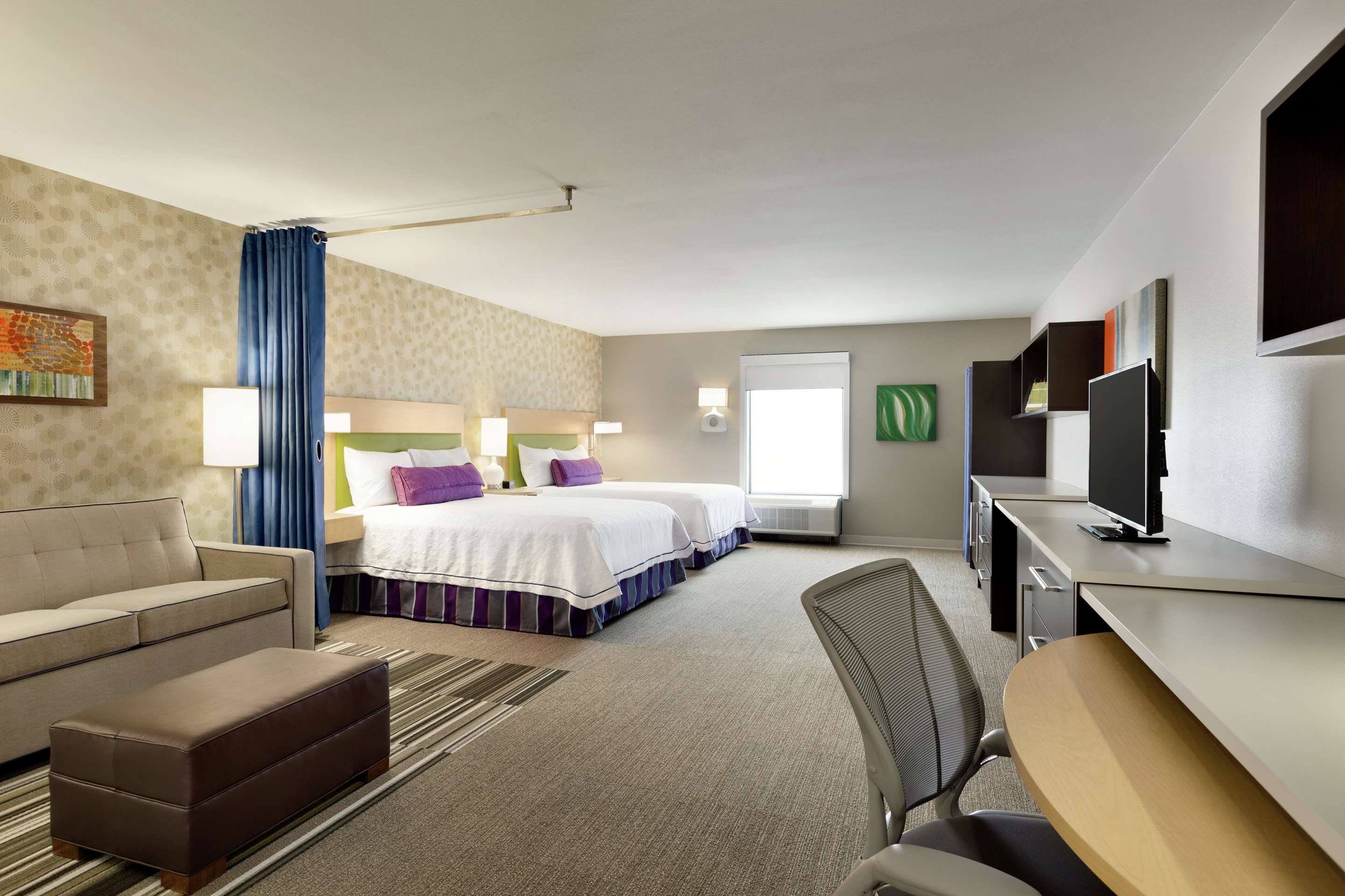 Guest room