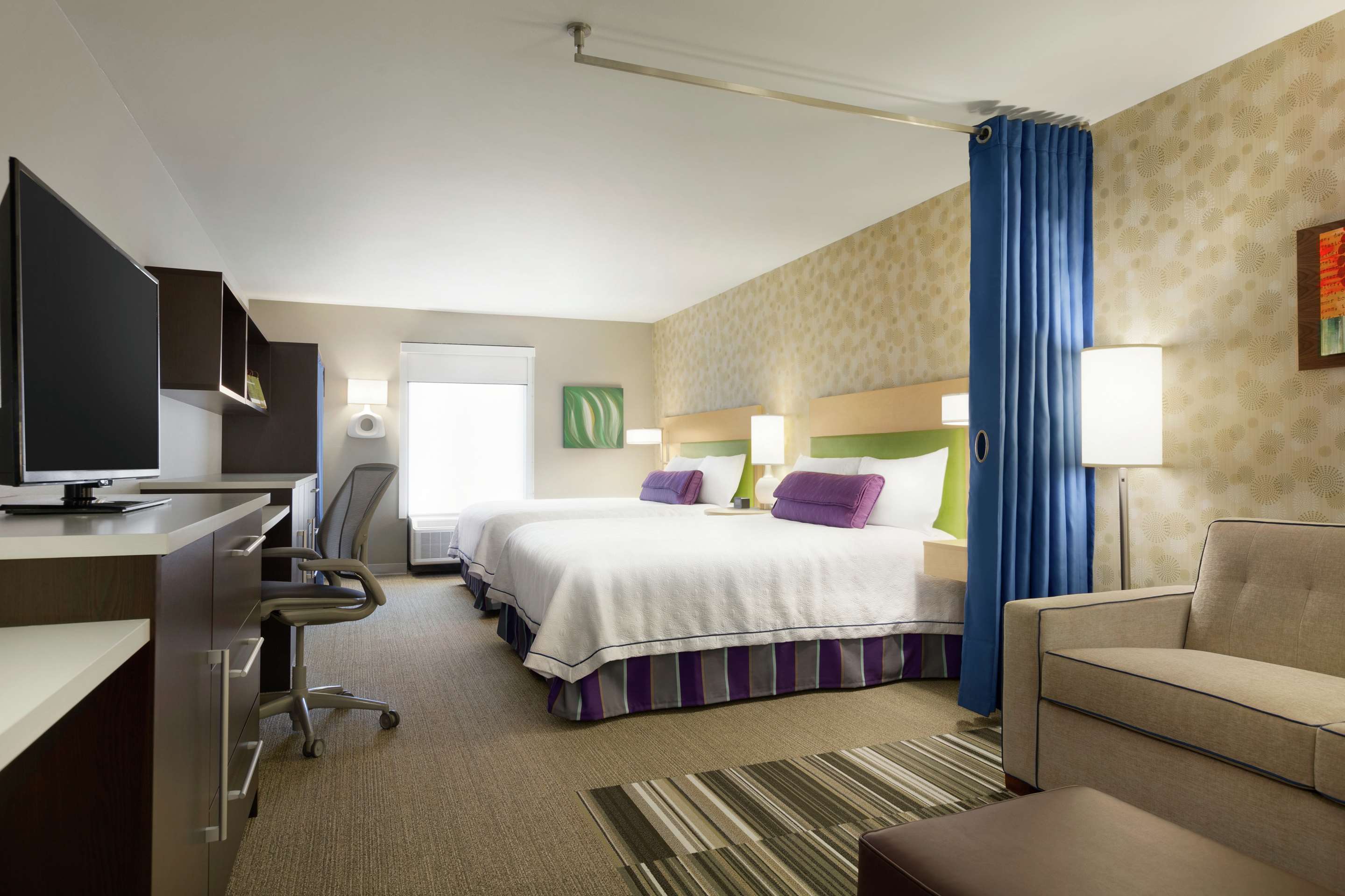 Guest room
