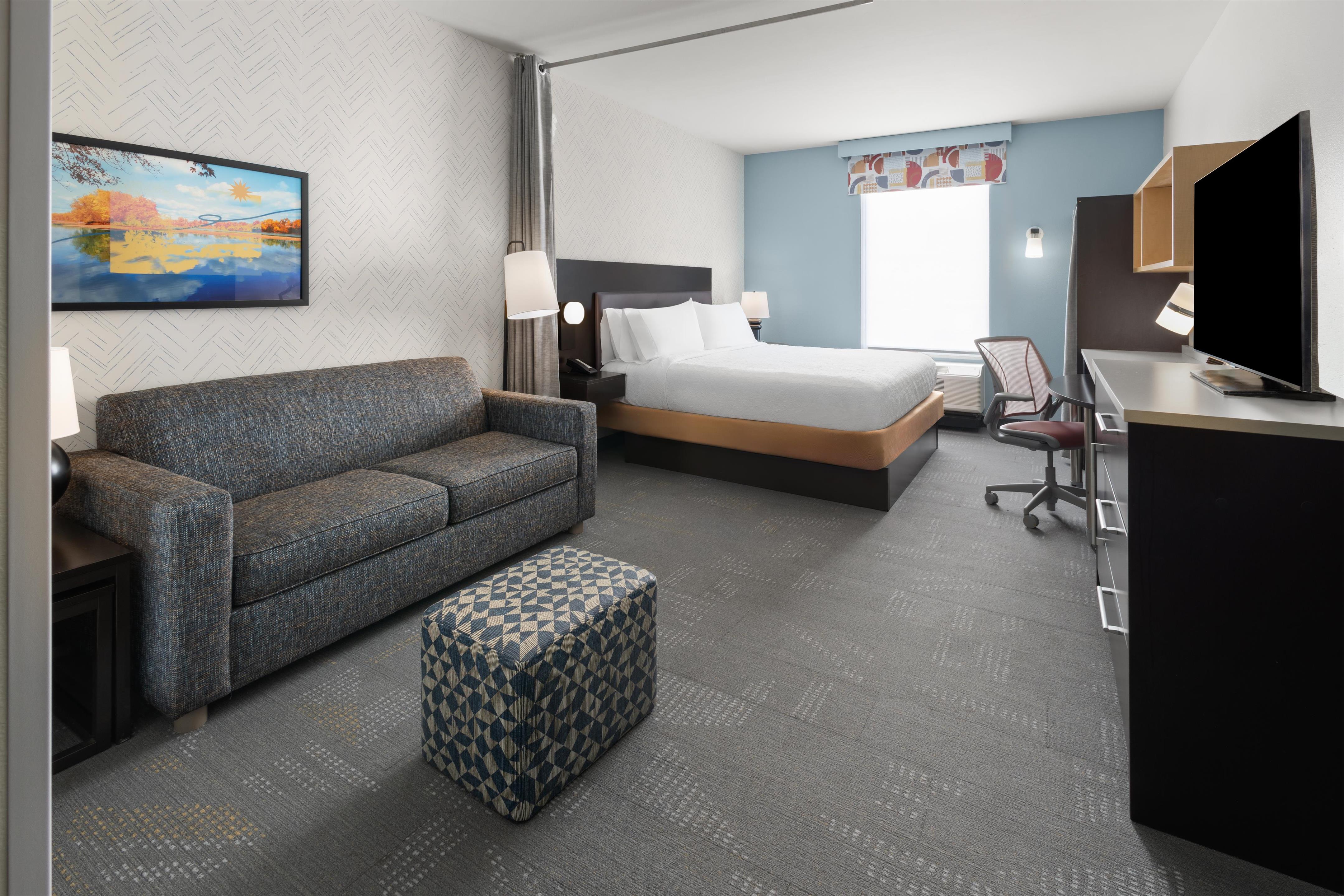 Guest room