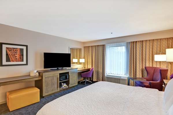  - Hampton Inn & Suites Ashland - I-71, Exit 186