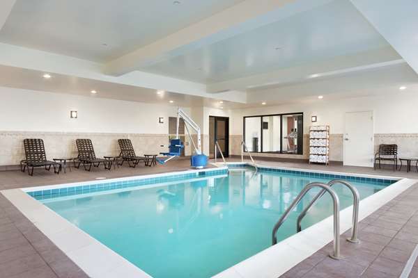 Pool - Hilton Garden Inn Medford - I-5, Exit 27