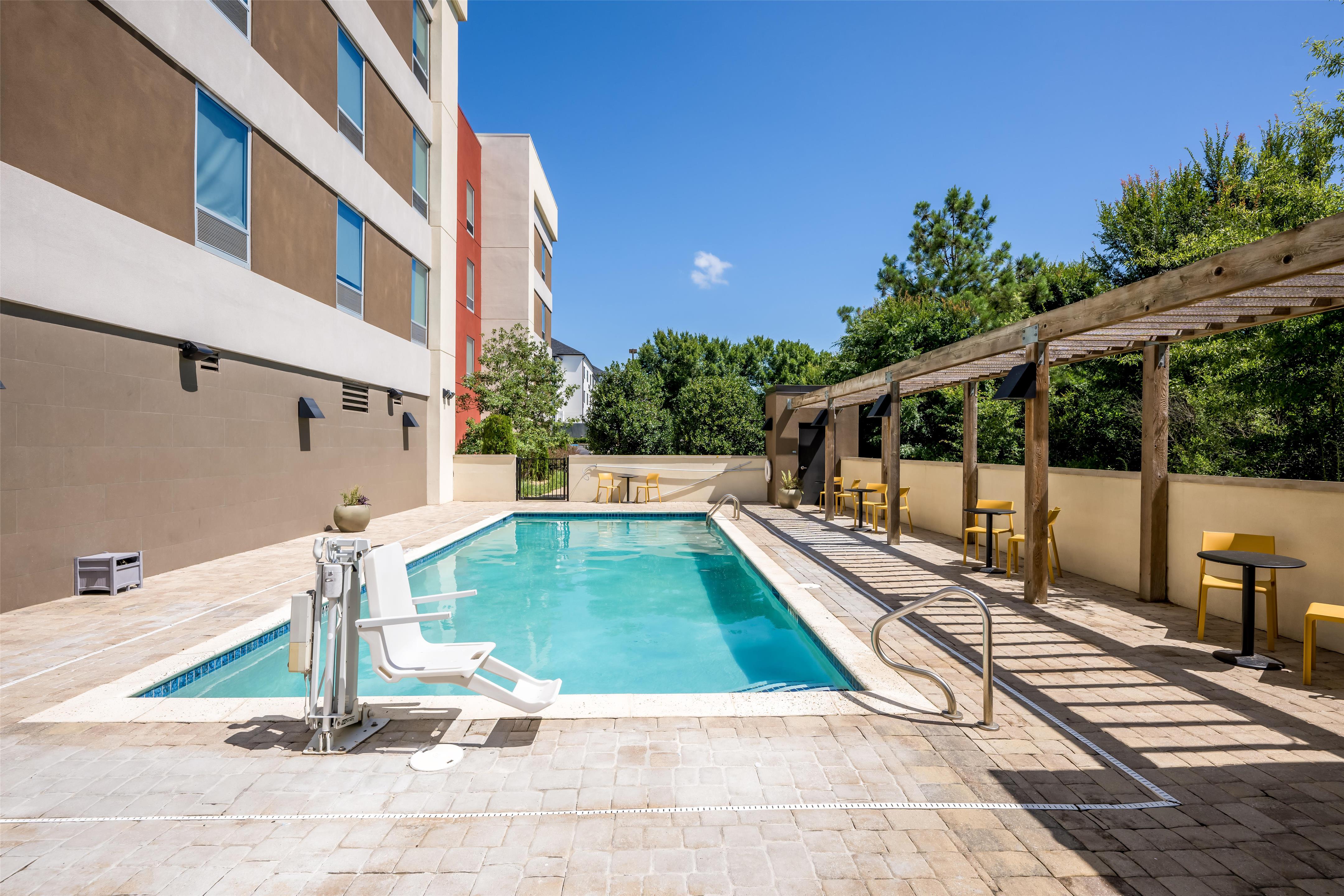 Pool | Home2 Suites Montgomery Prattville