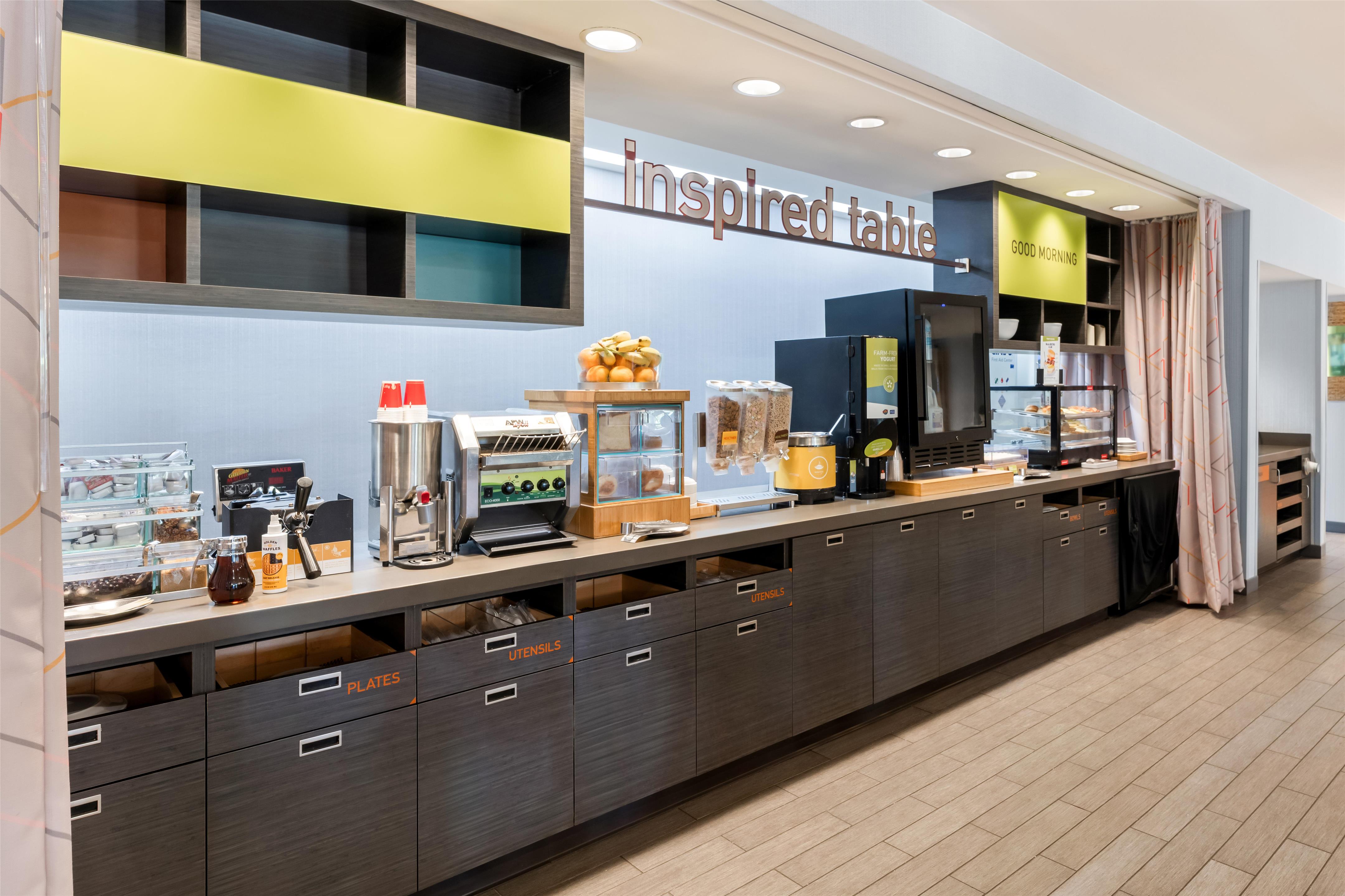 Breakfast Area | Home2 Suites Montgomery Prattville
