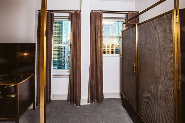  - Hotel Phillips Kansas City