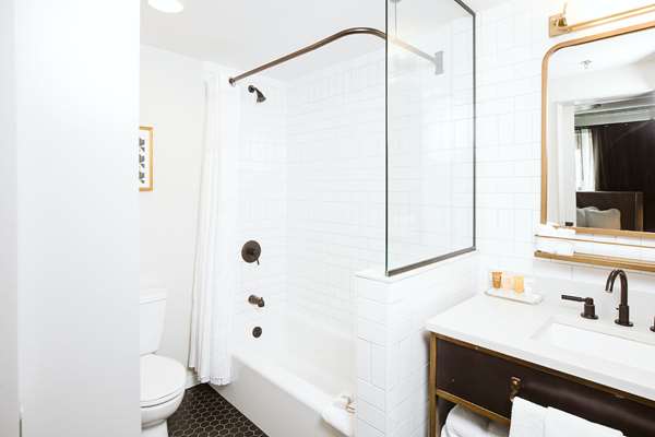  - Hotel Phillips Kansas City